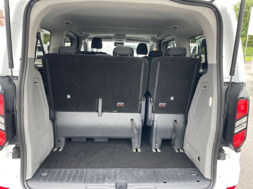 Ford Tourneo Custom 2024