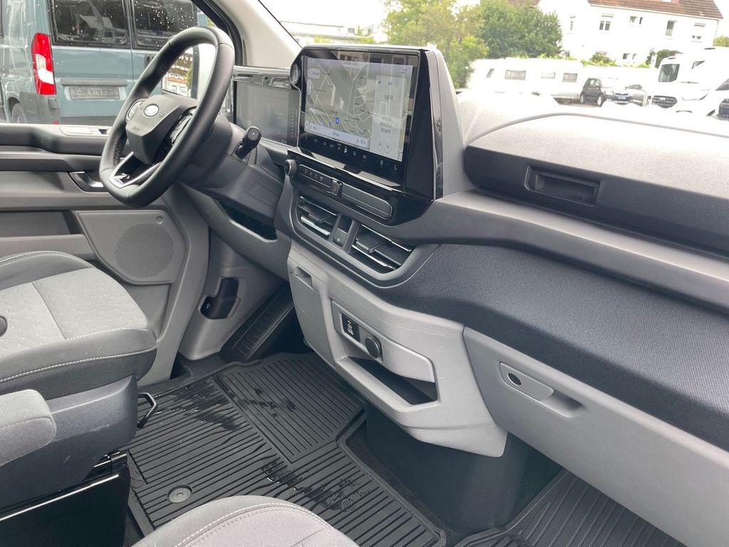 Ford Tourneo Custom 2024