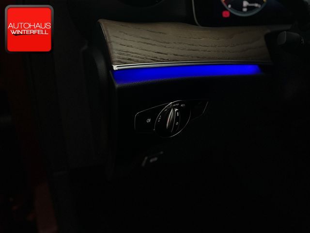 Mercedes-Benz E 300 2021