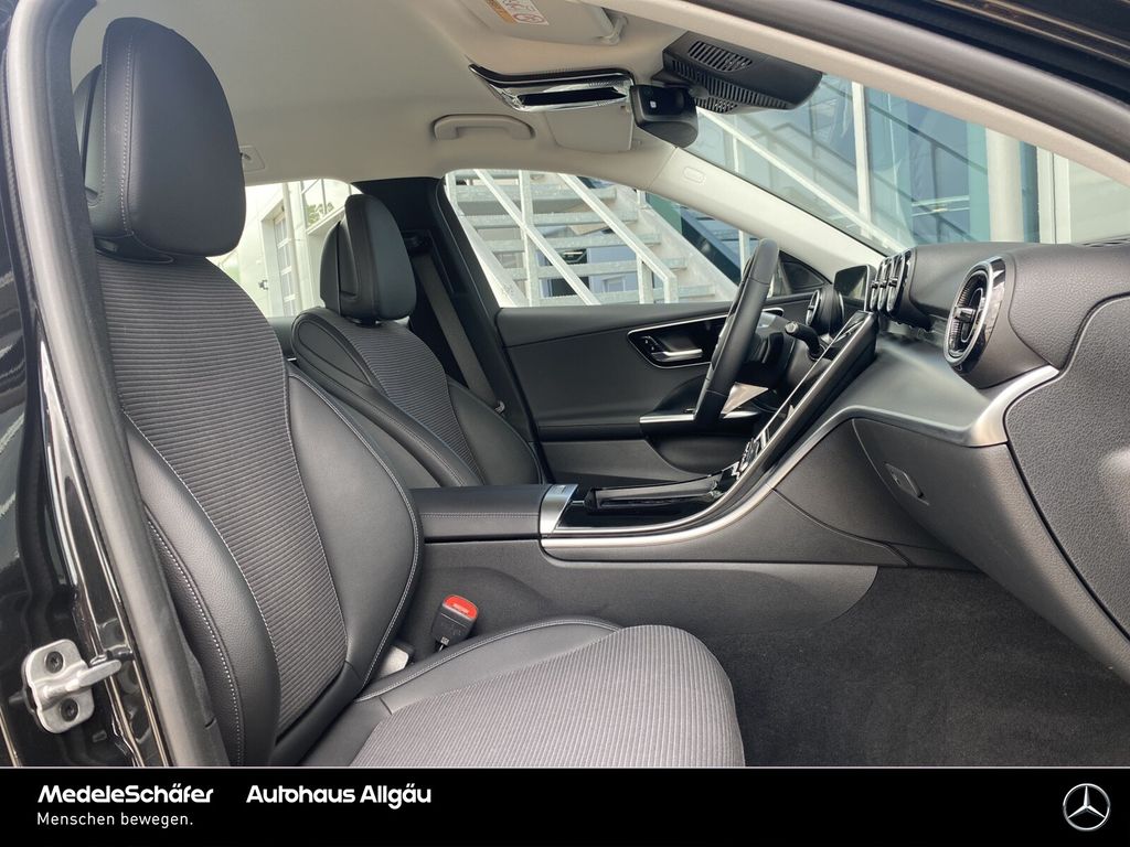 Mercedes-Benz C 200 2024