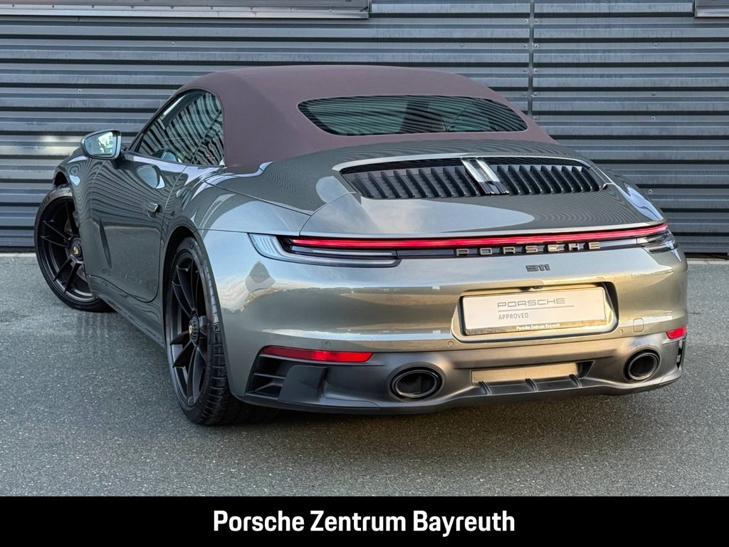 Porsche 992 2023