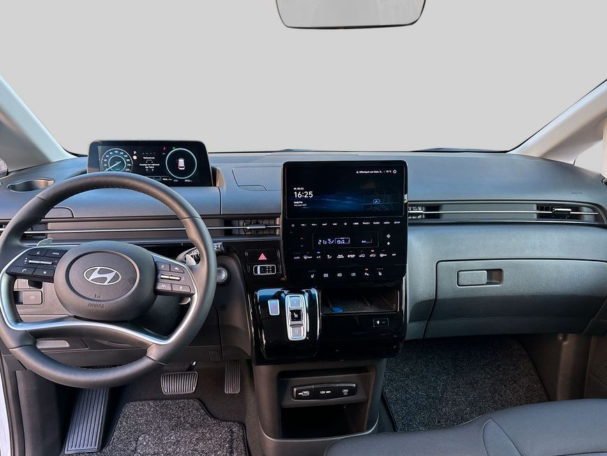 Hyundai STARIA 2024