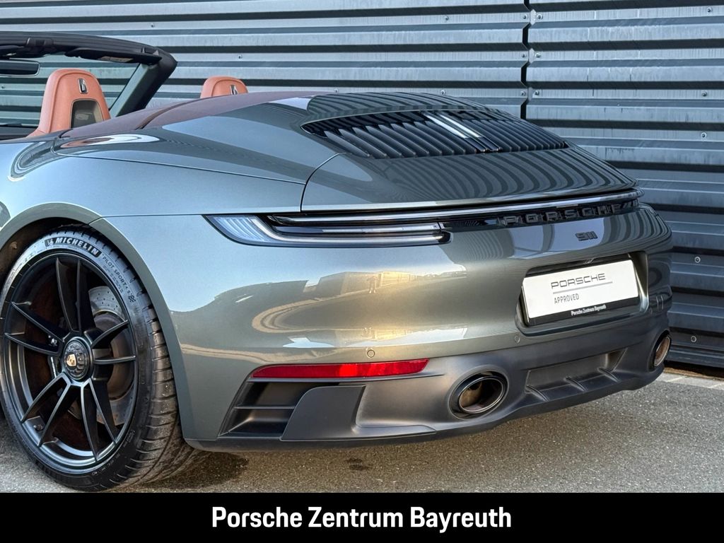 Porsche 992 2023