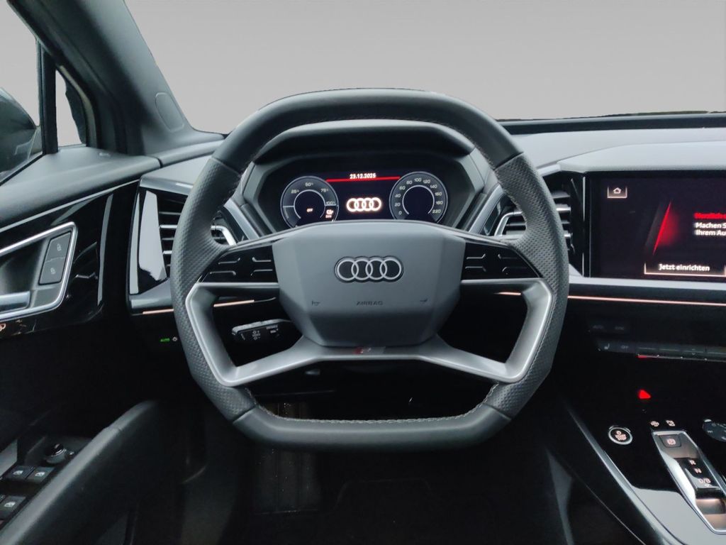 Audi Q4 e-tron 2025