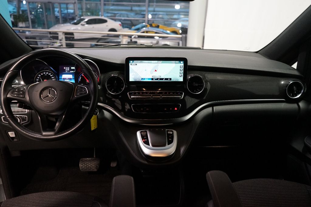 Mercedes-Benz EQV 2023