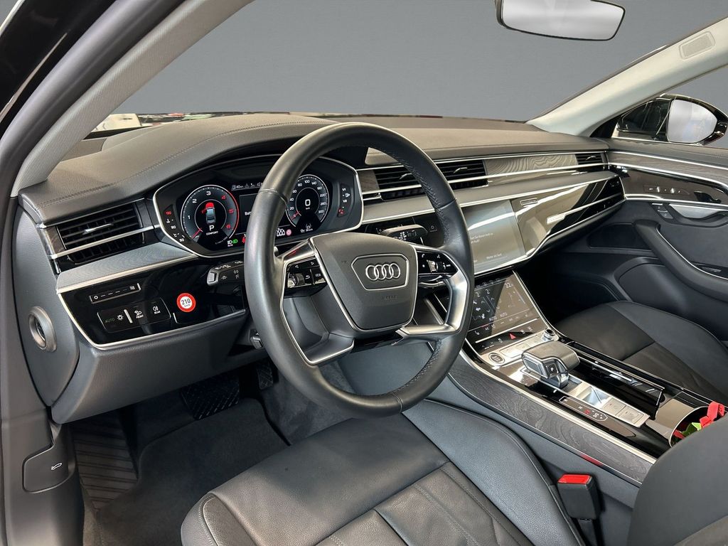 Audi A8 2022