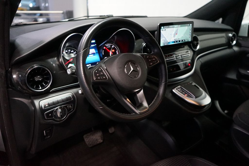 Mercedes-Benz EQV 2023