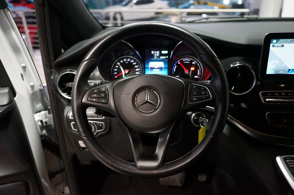 Mercedes-Benz EQV 2023