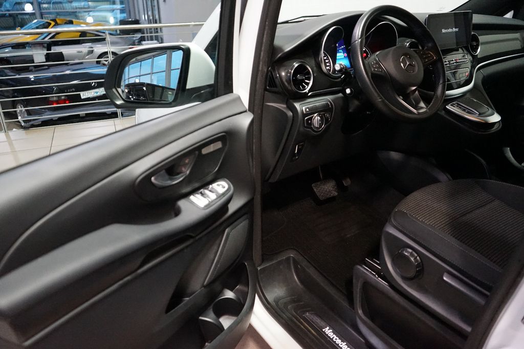 Mercedes-Benz EQV 2023