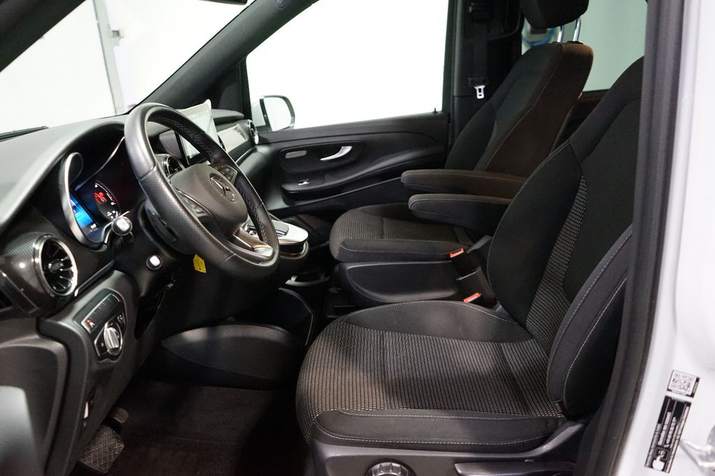 Mercedes-Benz EQV 2023