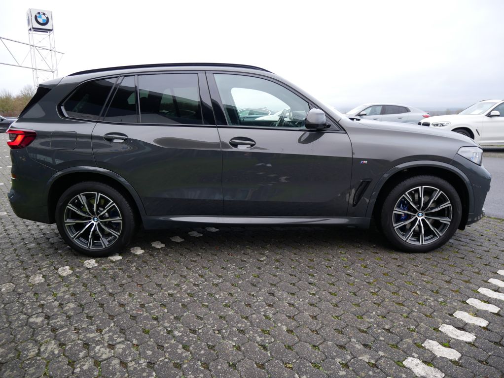 BMW X5 2022