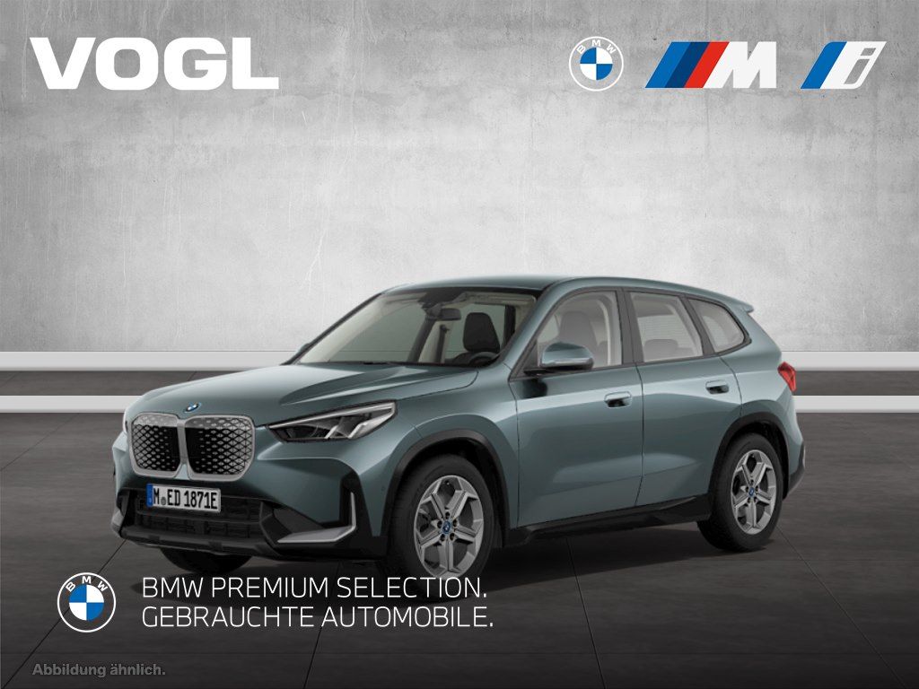 BMW iX1 2023