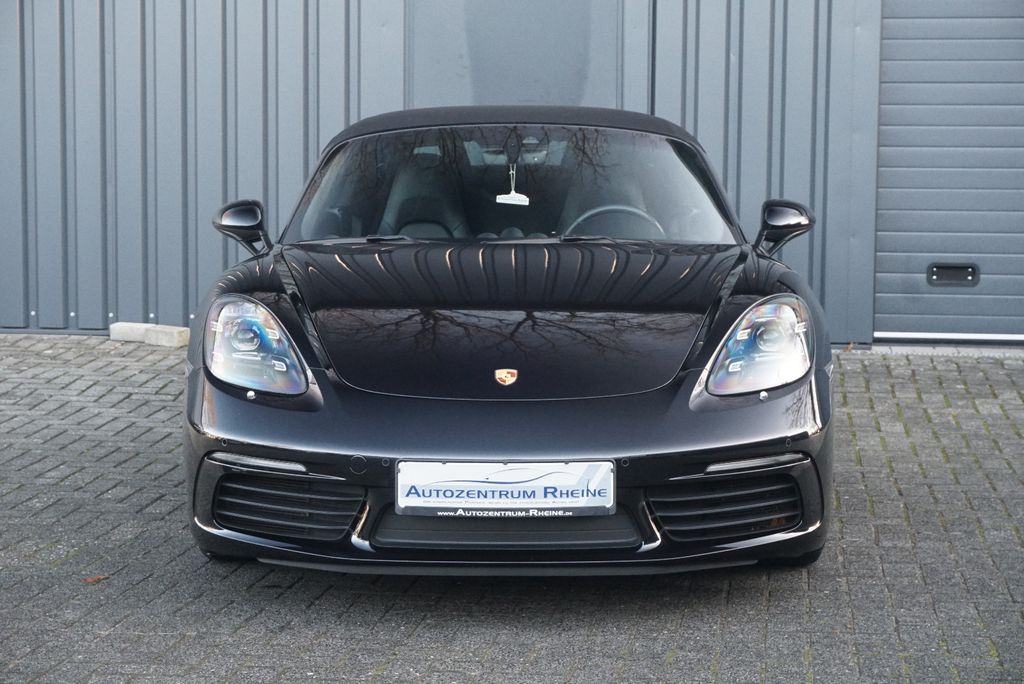 Porsche Boxster 2021