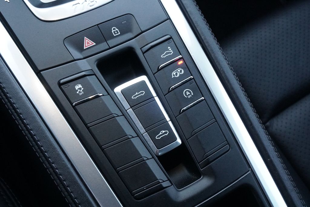 Porsche Boxster 2021