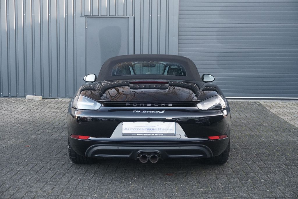 Porsche Boxster 2021