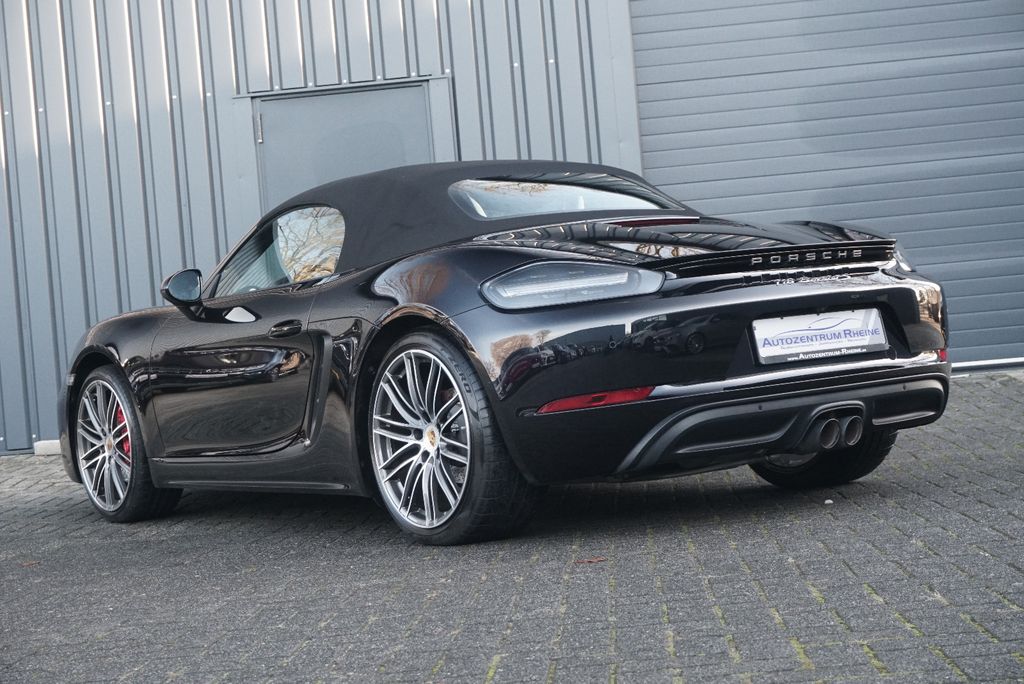 Porsche Boxster 2021