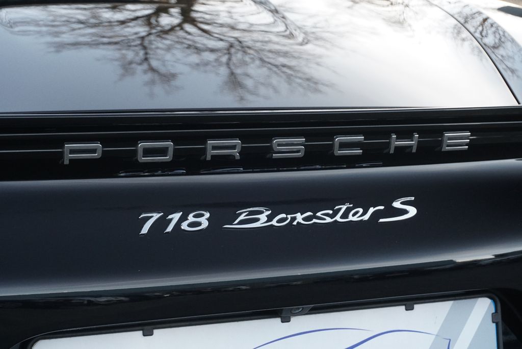 Porsche Boxster 2021