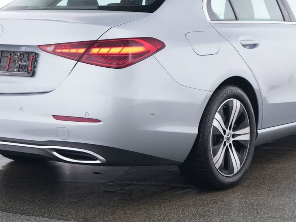 Mercedes-Benz C 180 2024