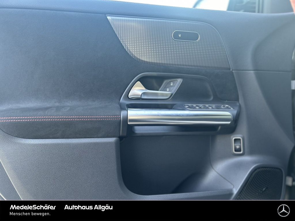 Mercedes-Benz EQA 2024