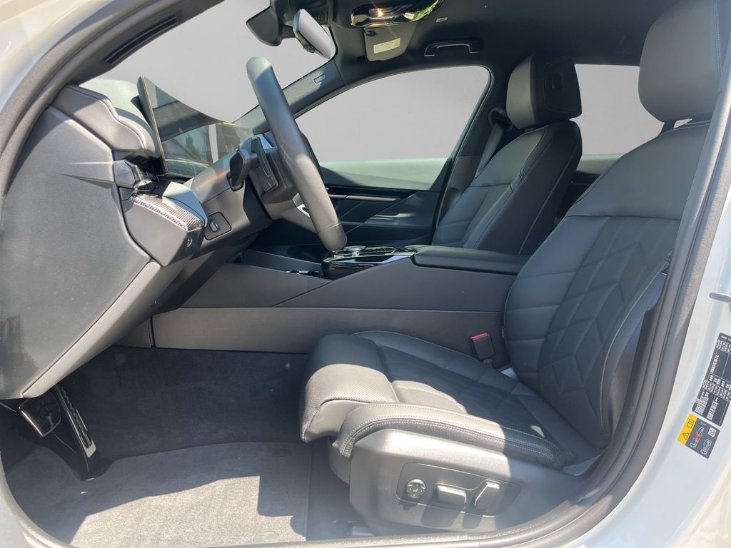 BMW 530 2024