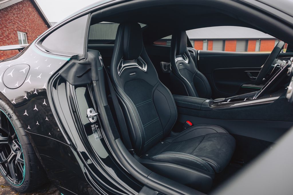 Mercedes-Benz AMG GT 2025