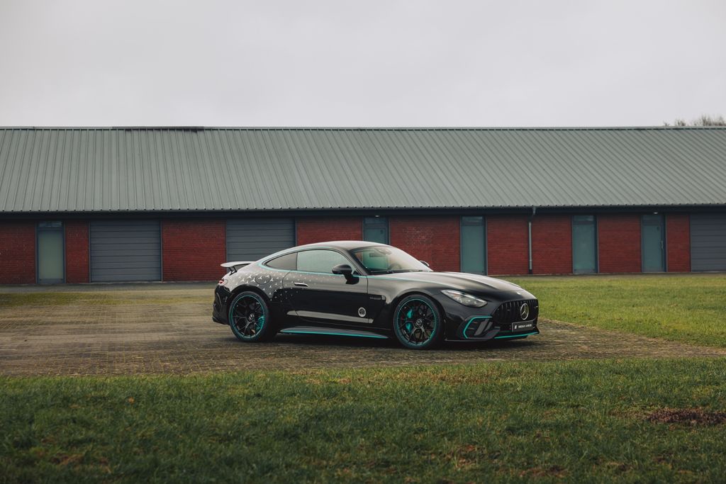 Mercedes-Benz AMG GT 2025