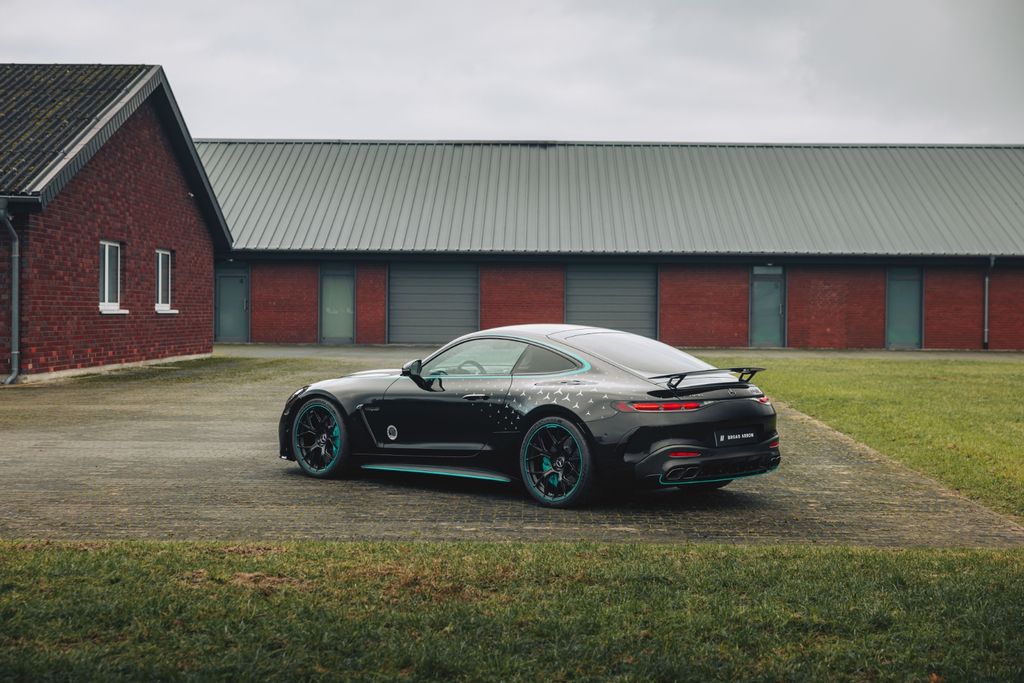 Mercedes-Benz AMG GT 2025