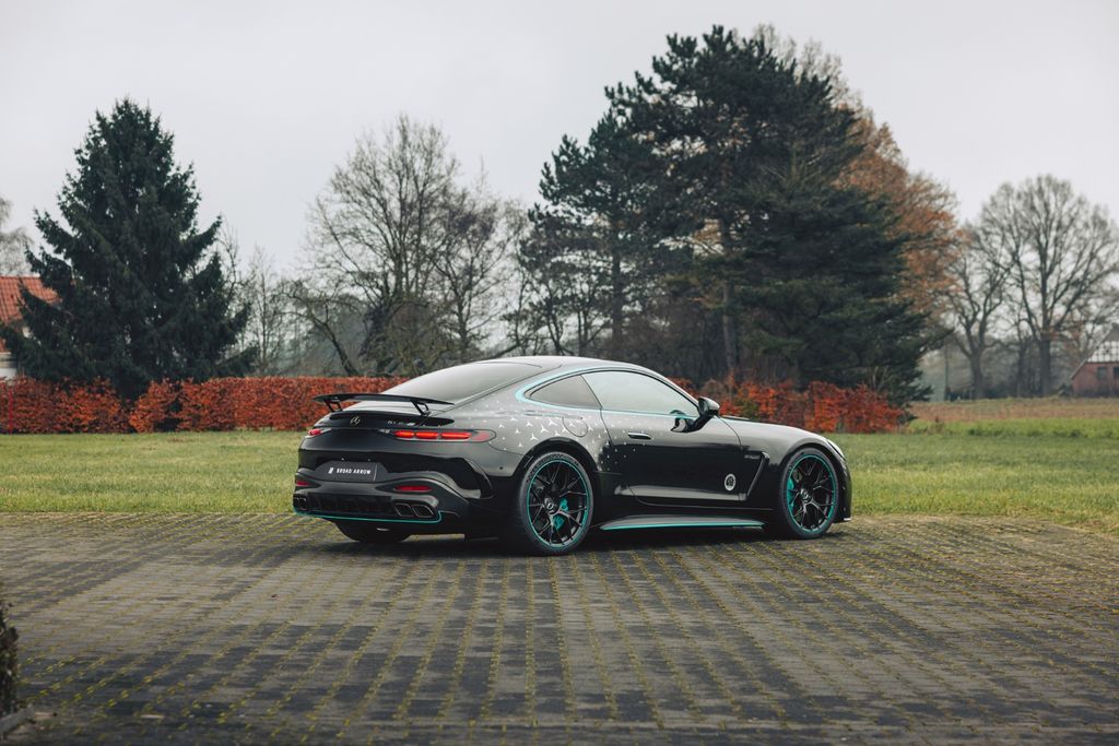 Mercedes-Benz AMG GT 2025