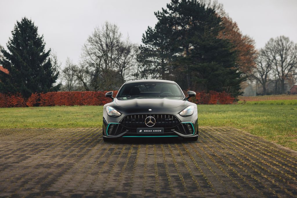 Mercedes-Benz AMG GT 2025