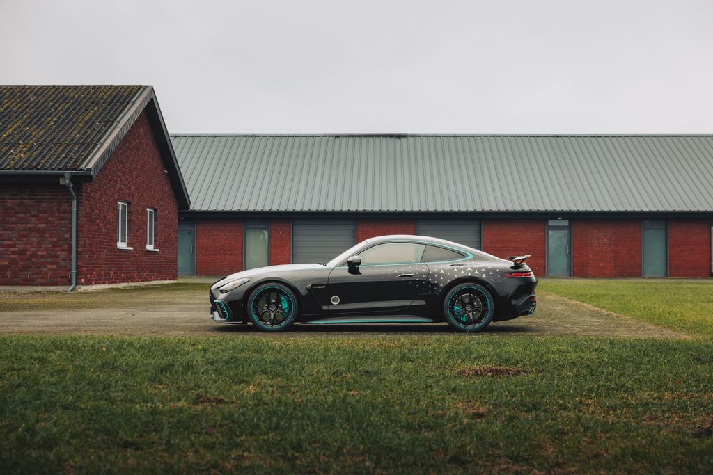 Mercedes-Benz AMG GT 2025