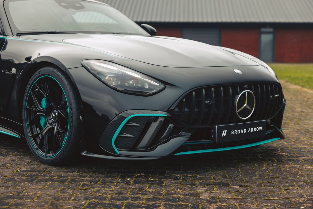 Mercedes-Benz AMG GT 2025