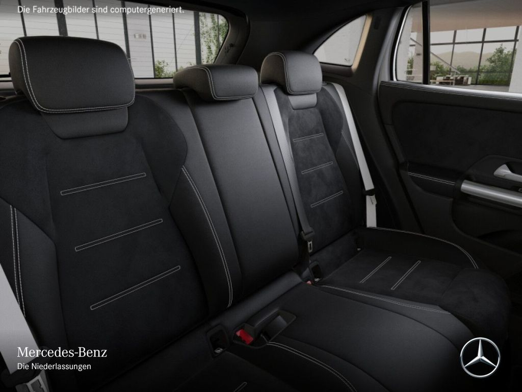 Mercedes-Benz GLA 200 2025