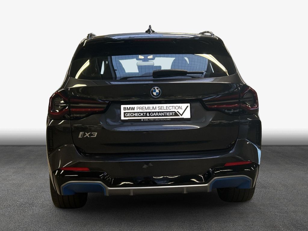 BMW iX3 2022
