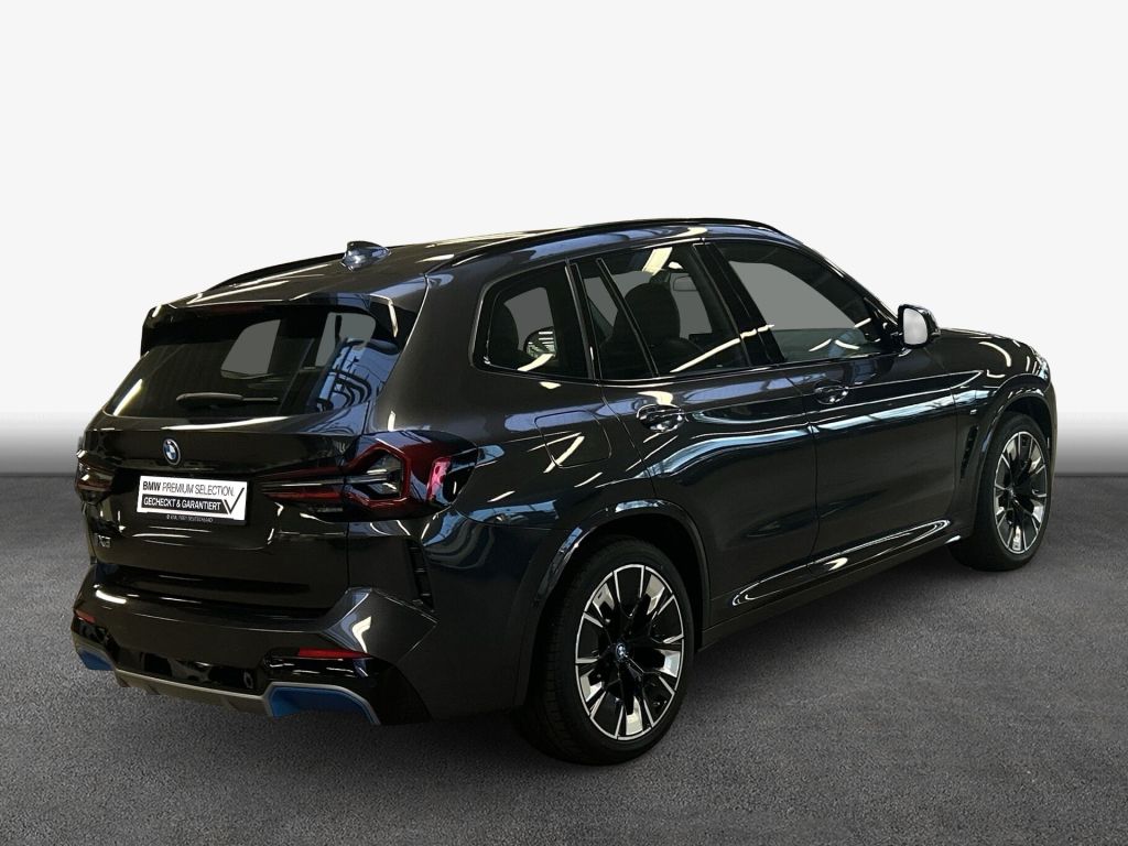 BMW iX3 2022