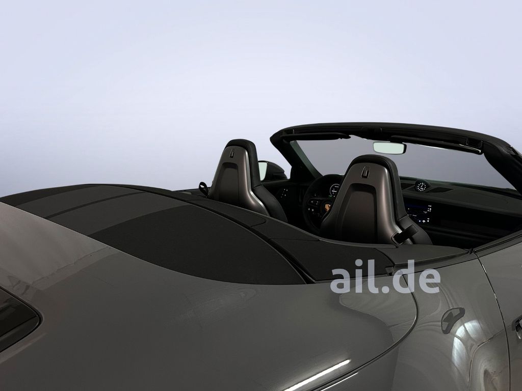 Porsche 992 2025