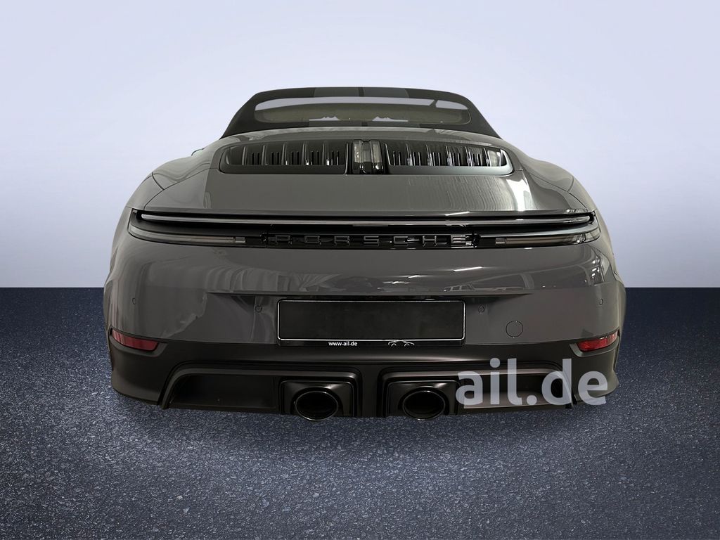 Porsche 992 2025
