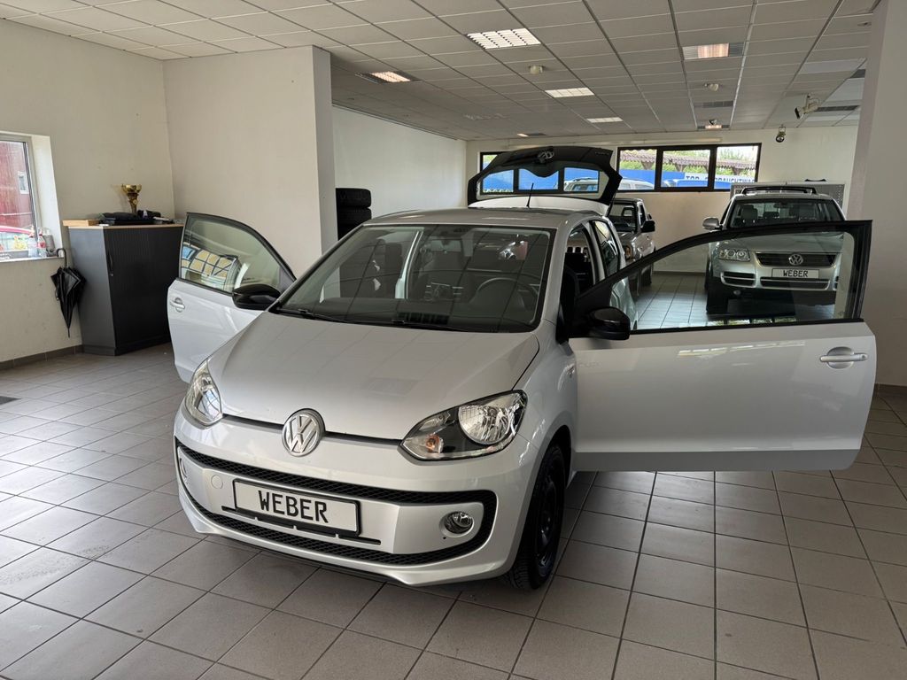 Volkswagen up! 2014