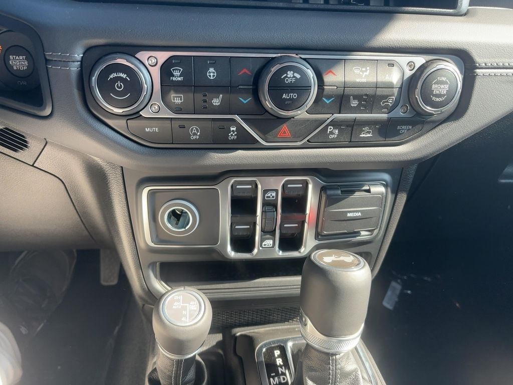 Jeep Wrangler 2025