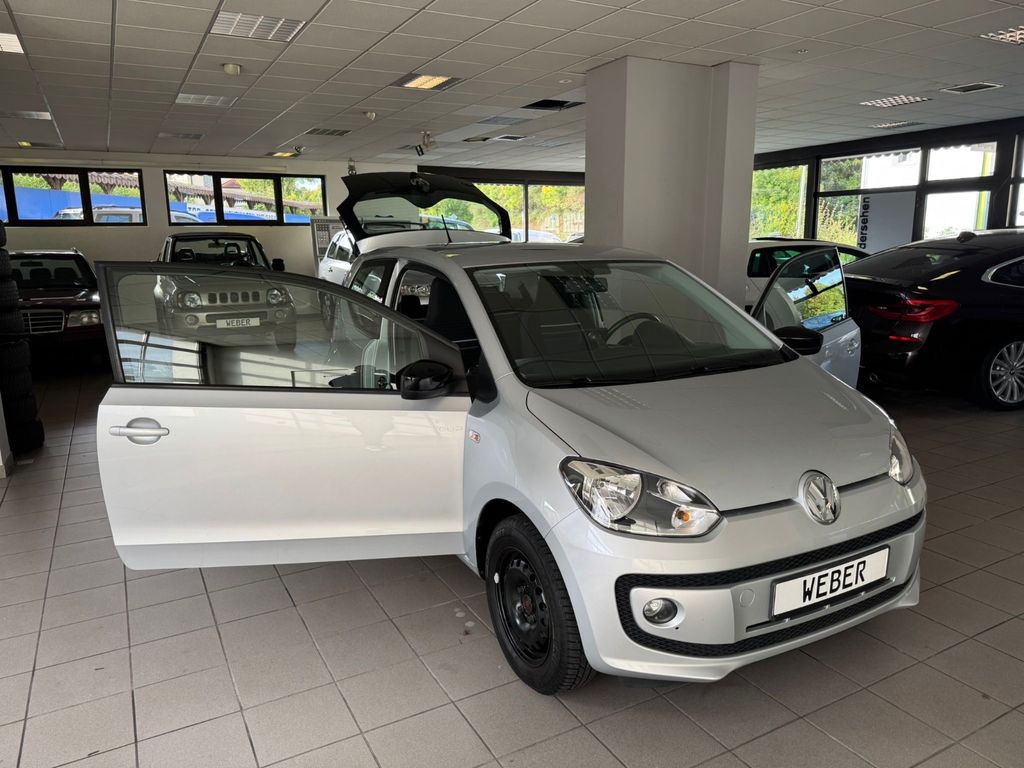 Volkswagen up! 2014