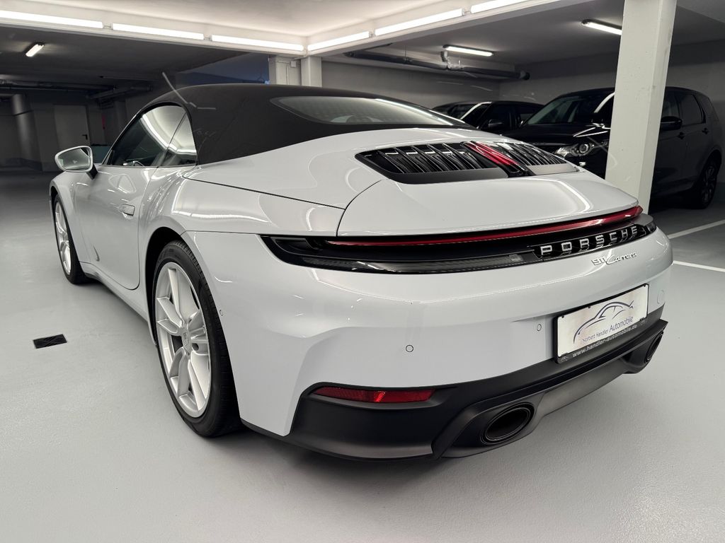 Porsche 992 2025