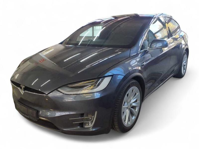 Tesla Model X 2020