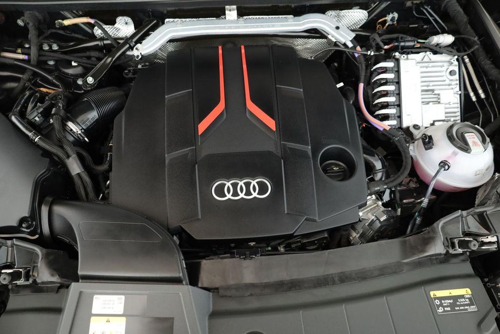Audi SQ5 2025