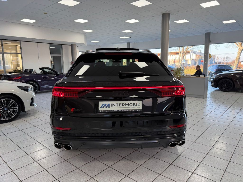 Audi SQ8 2022