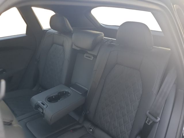 Audi SQ5 2025