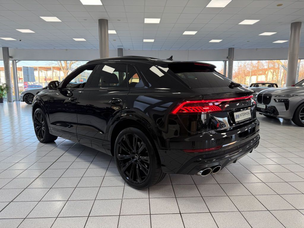 Audi SQ8 2022