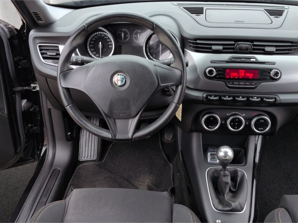 Alfa Romeo Giulietta 2011