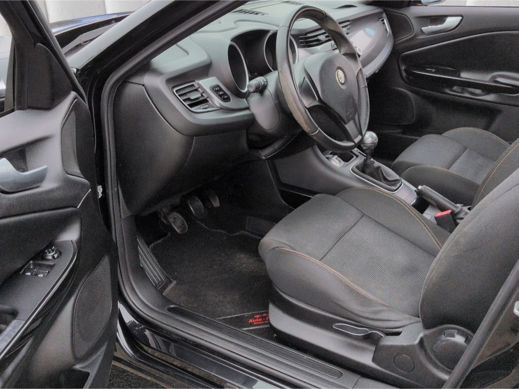 Alfa Romeo Giulietta 2011