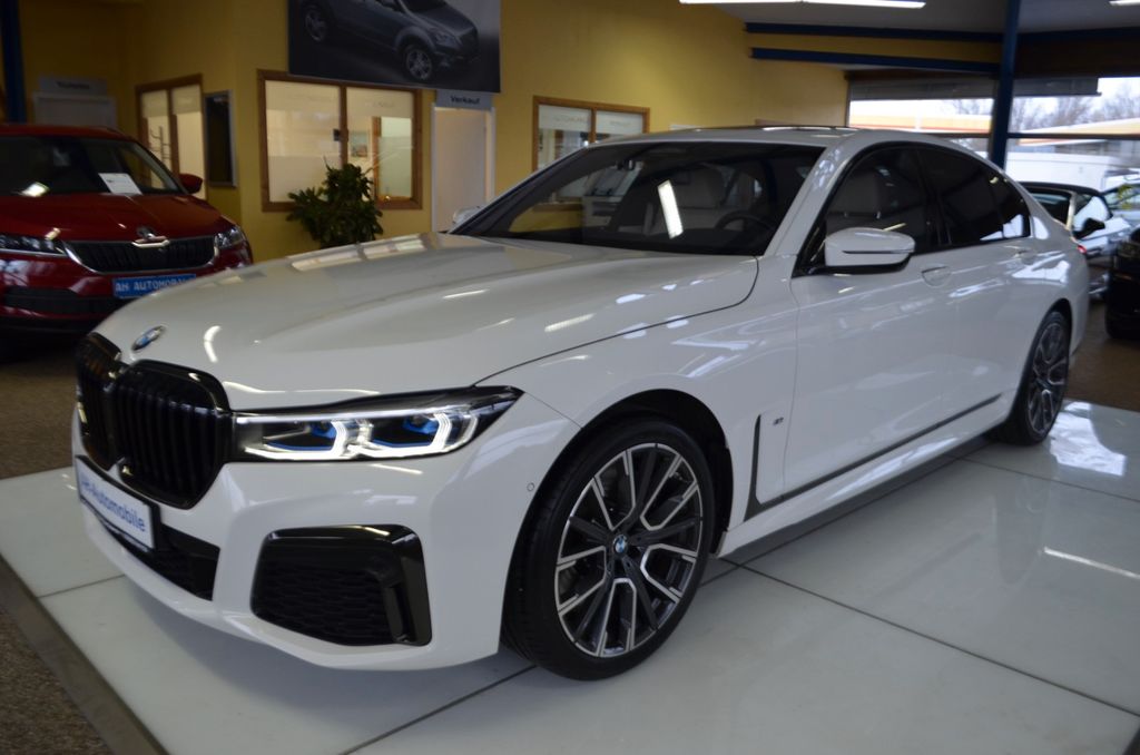 BMW 740 2021