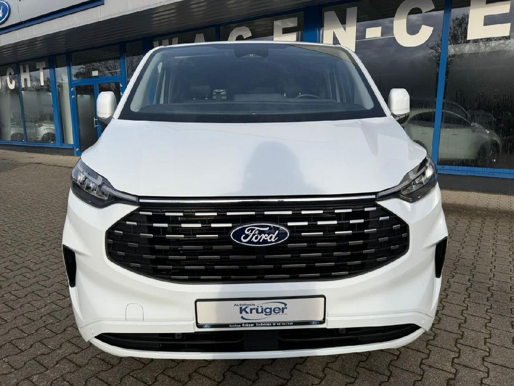 Ford Tourneo Custom 2025