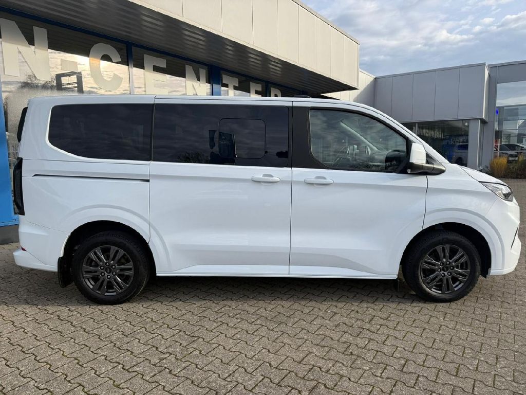 Ford Tourneo Custom 2025